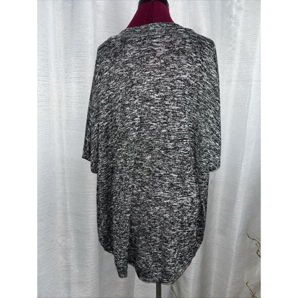 Lane Bryant Open Front Cardigan 14/16 Plus Size Sweater, Short Sleeve Lot Of 2 - Picture 8 of 10